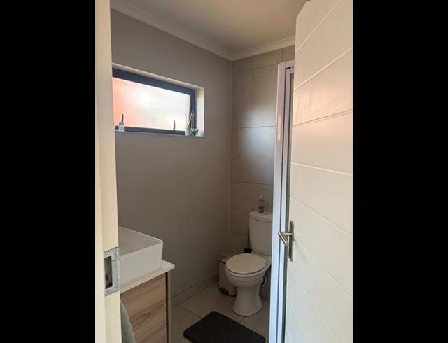 1 BEDROOM APARTMENT TO LET IN GLEN MARAIS